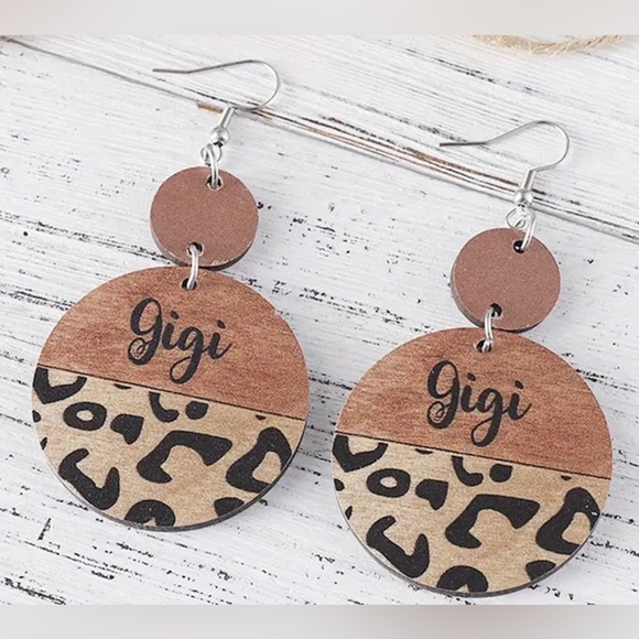 Round Wooden Shape Leopard Pattern “GIGI” Print Dangle Earrings Retro Western. - Picture 1 of 1